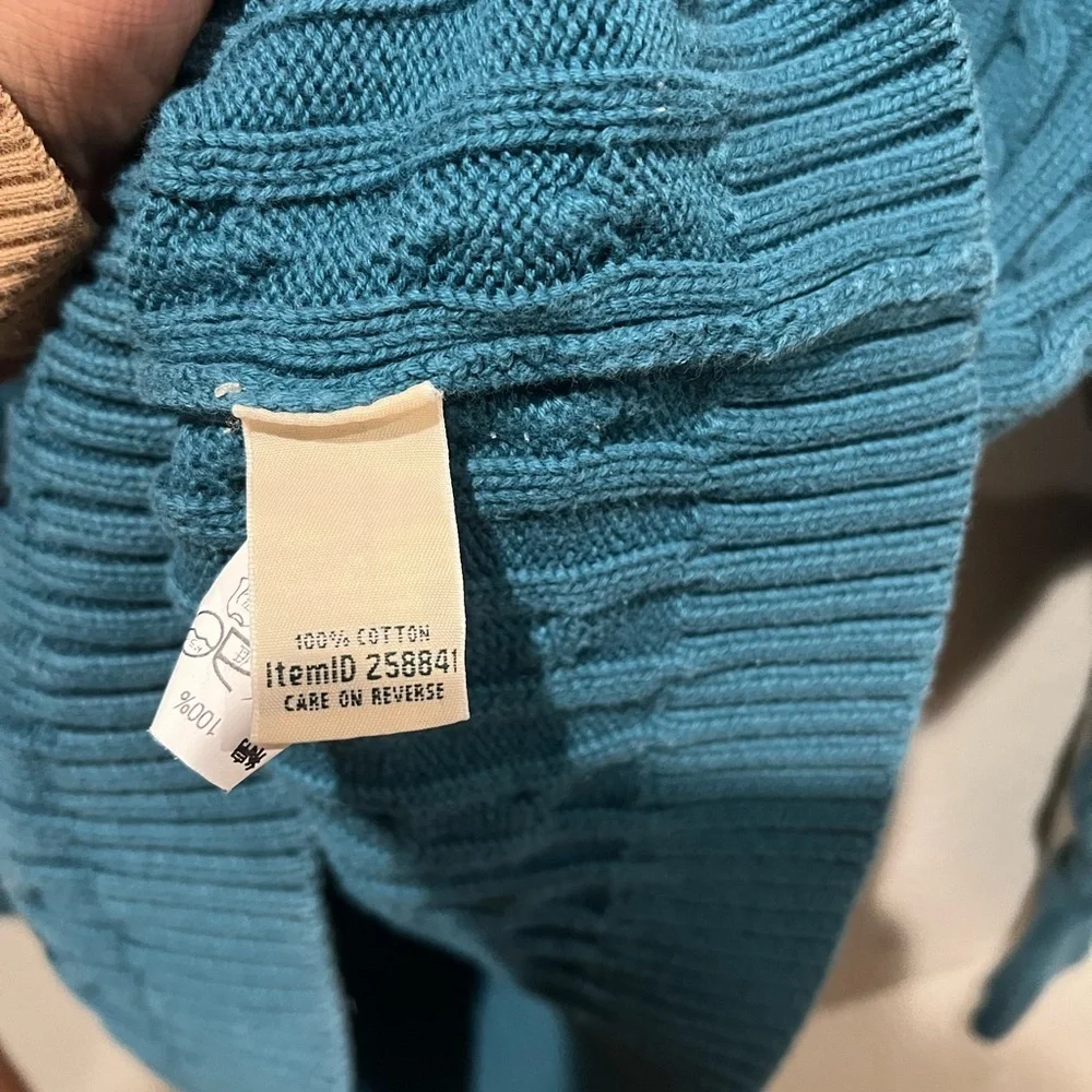 L.L. Bean Women's Blue Cable Knit Sweater Size Medium EUC
